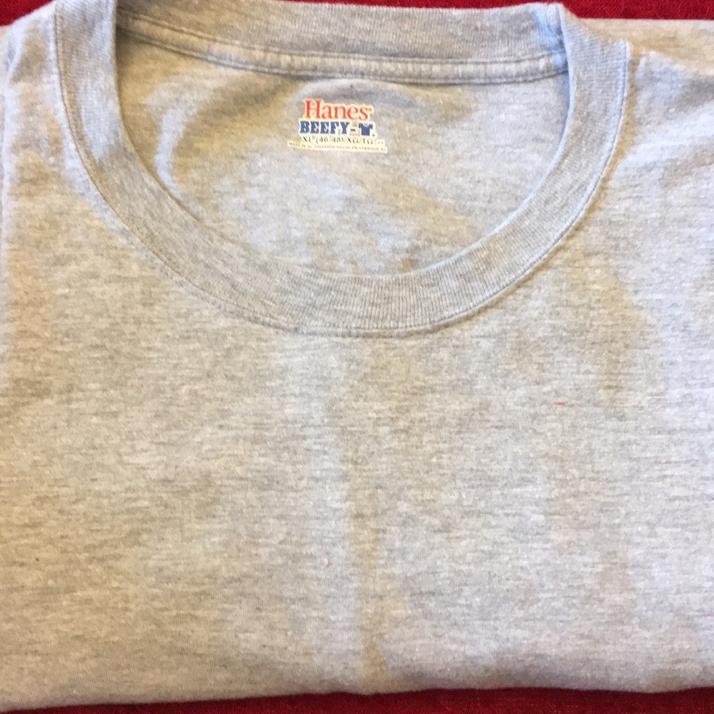 Men’s Hanes Short Sleeve T-Shirt size XL